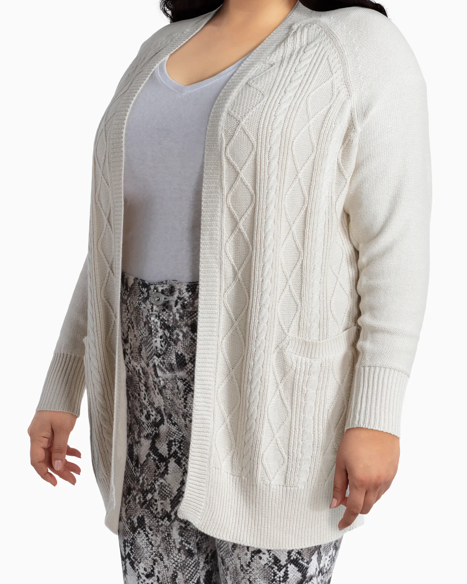 Anastasia Cable Cardigan | White