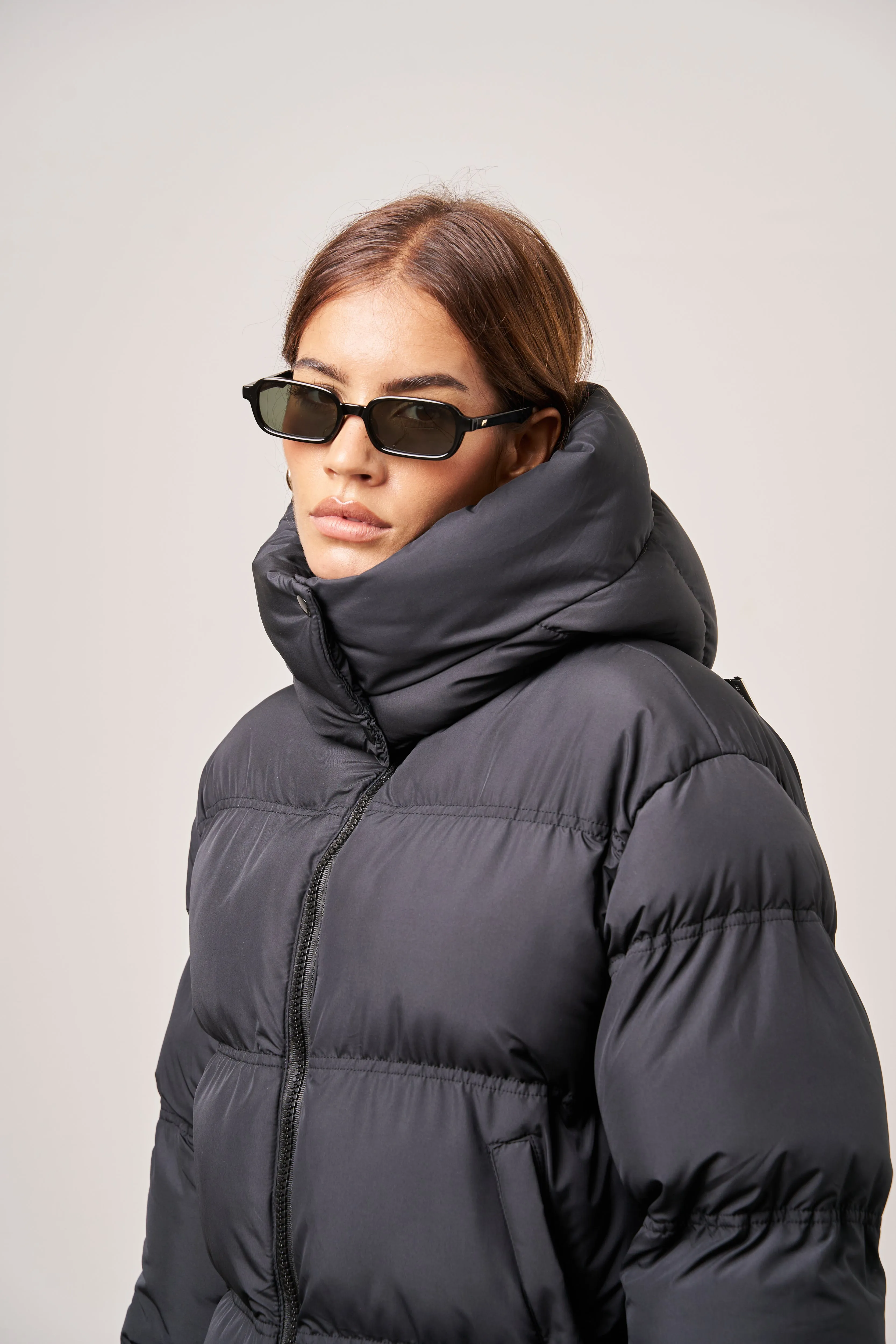 ESSENTIAL MATTE PUFFER - BLACK